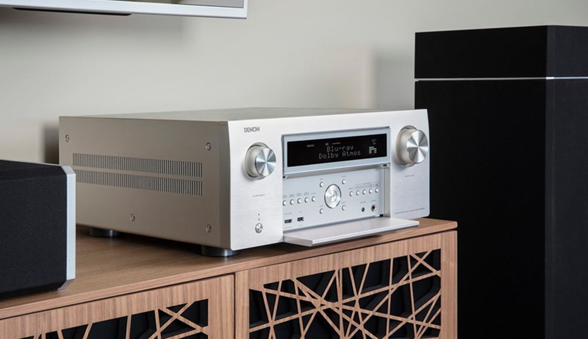 Denon_AVC-X8500H_lifestyle_EU_005-L.jpg