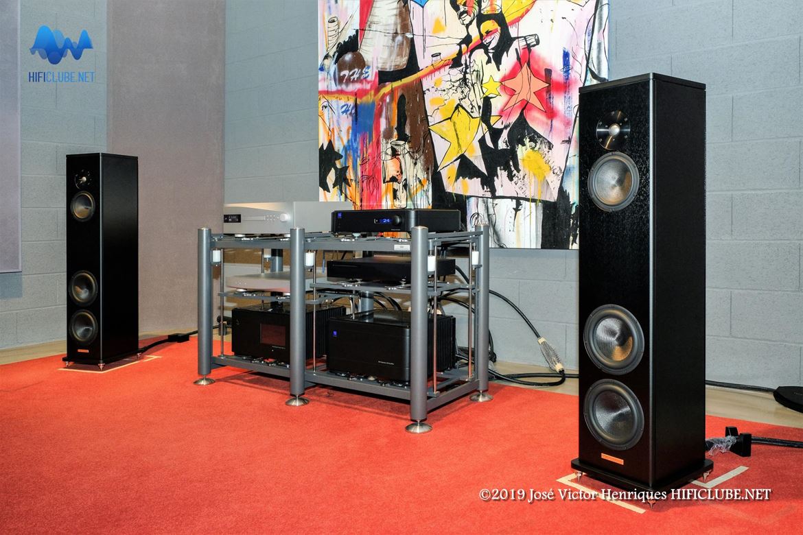 As Magico M3, com fontes dCS/Innuos e amplificação PS Audio, no auditório 2 da Imacustica - Lisboa