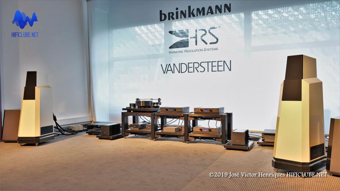 Vandersteen System 9 (com subs dedicados) E amplificação Brinkman.