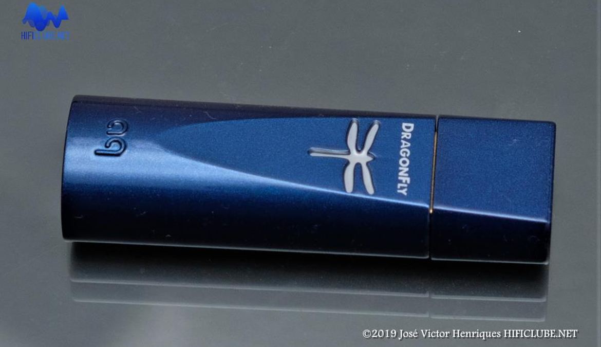 Audioquest Dragonfly Cobalt _pen.jpg