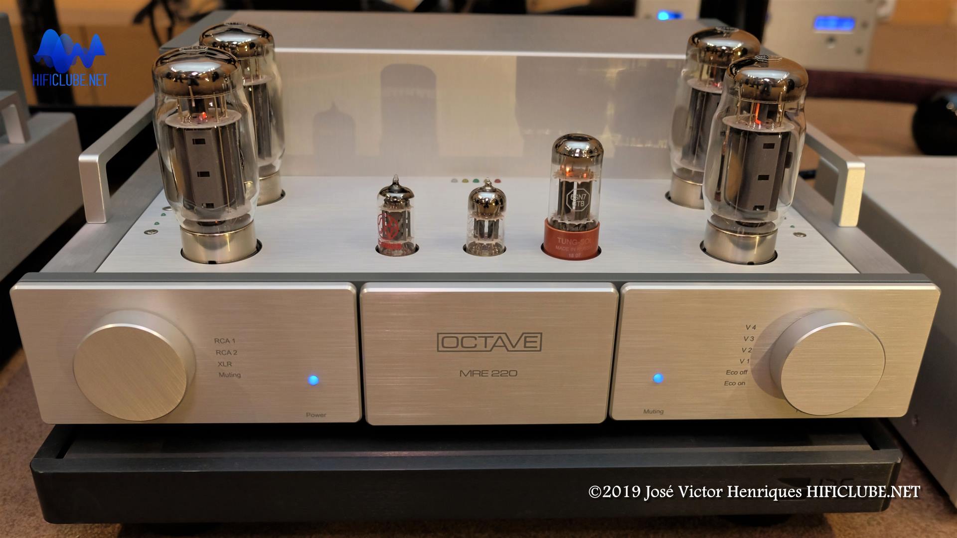 UAE_Octave MRE220.jpg