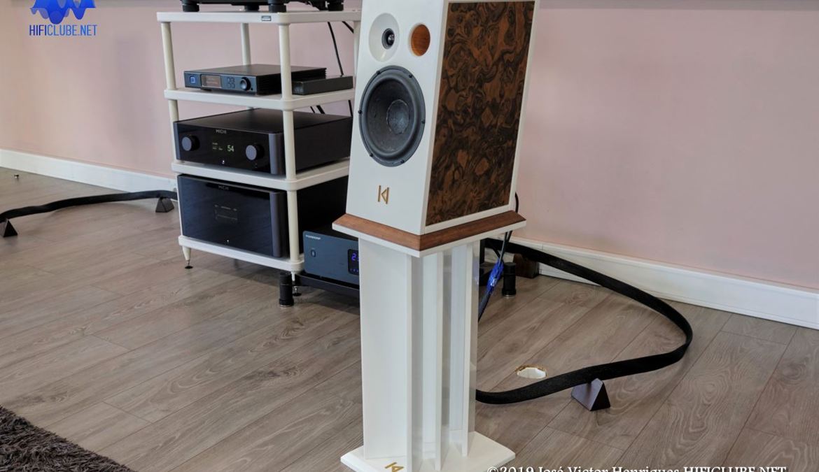 Kroma monitor (2)_001.jpg