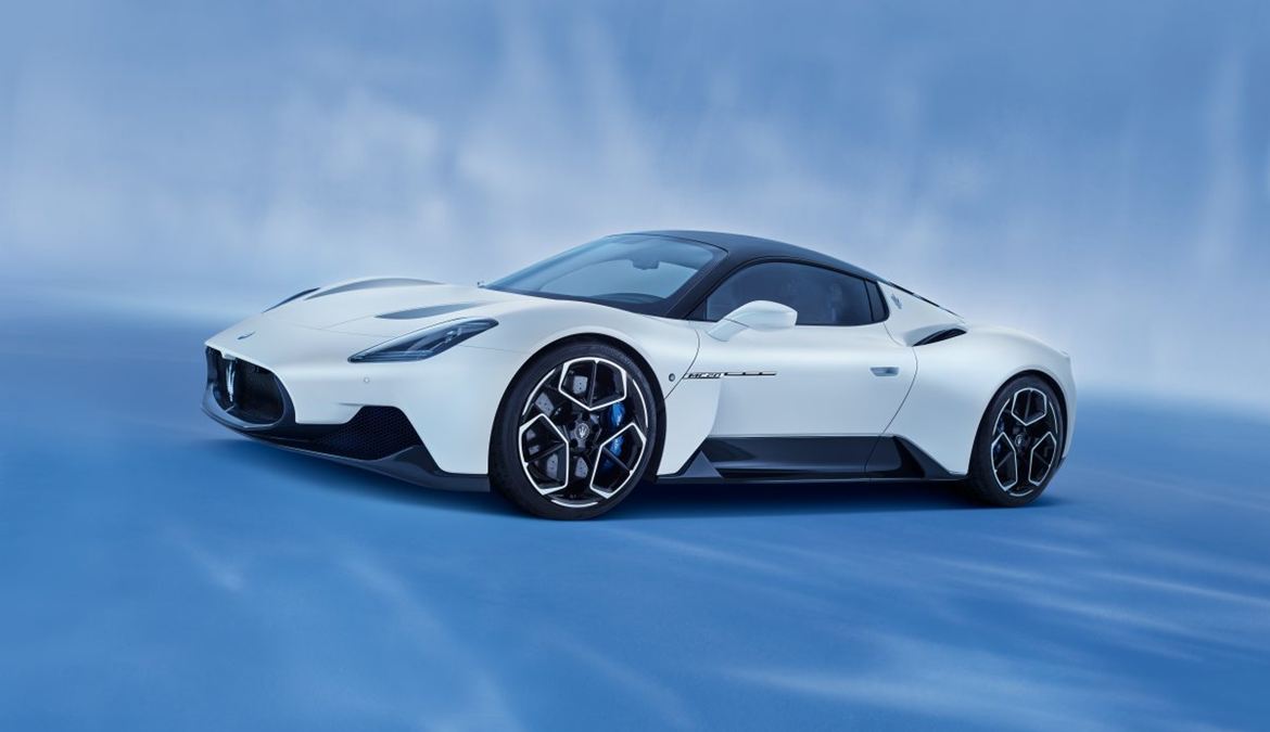 _HERO_2114_MASERATI_MC20_KV_02_Rev_F_lr_14.jpg