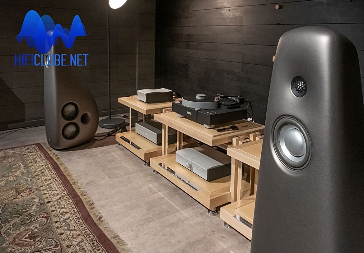 Vivid Audio Kaya K90 - who said metal drivers always sounds colds?