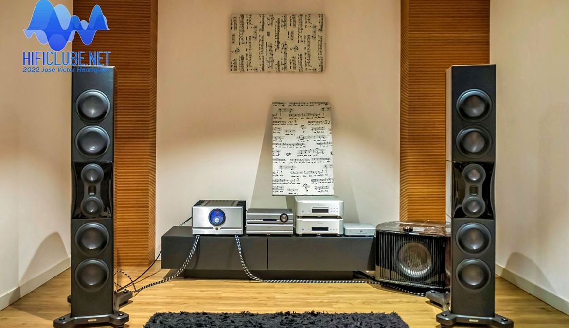 Delaudio _ Delfin's system full front.jpg