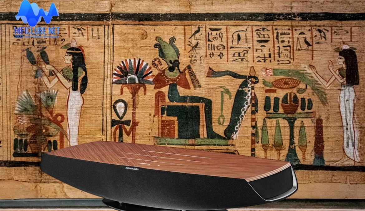 Sf Omnia_Cleopatra's barge-capa.jpg