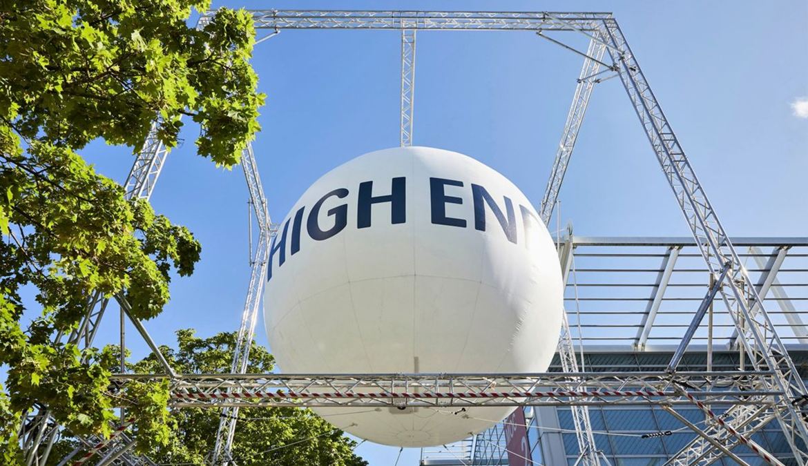 HighEnd_2019_balloon copy.jpg