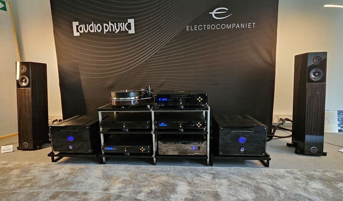 Apresentação mundial dos Electrocompaniet AW800, Highend 2023, Munique.