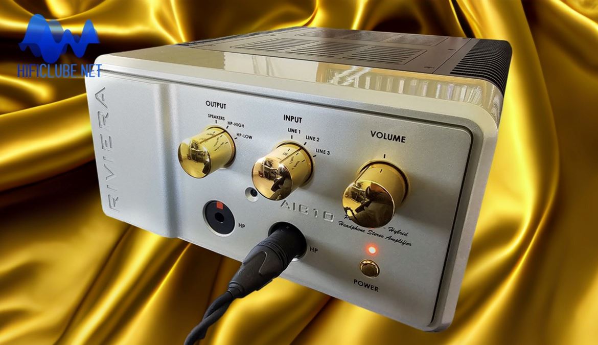 Riviera AIC10 side2.jpg