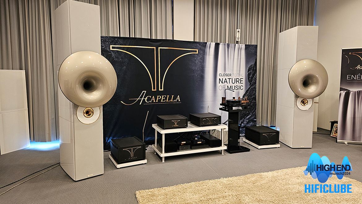 Acapella. As cornetas são um dos ex-libris do High End Show de Munique. A Acapella voltou ao MOC, depois de uns anos do HiFi Deluxe. O som estava divino como podem adivinhar no video de Pedro Henriques em baixo. Voltarei às Acapella com som de alta resolução (94/24) quando publicar as reportagens exclusivas por distribuidor nacional.