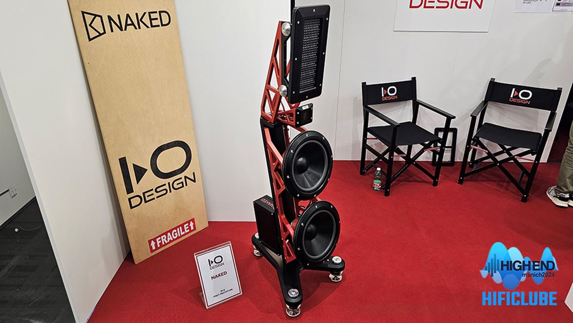 As IO Design Naked RS são colunas do tipo open-baffle, isto é, sem caixa/IO Design Naked RS open-baffle speakers.