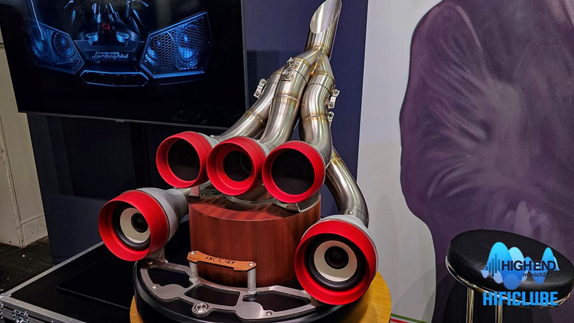 IXoost Design: colunas italianas inspiradas em tubos de escape de automóvies/ IXoost Design: italian loudspeakers inspired by car exaust pipes.