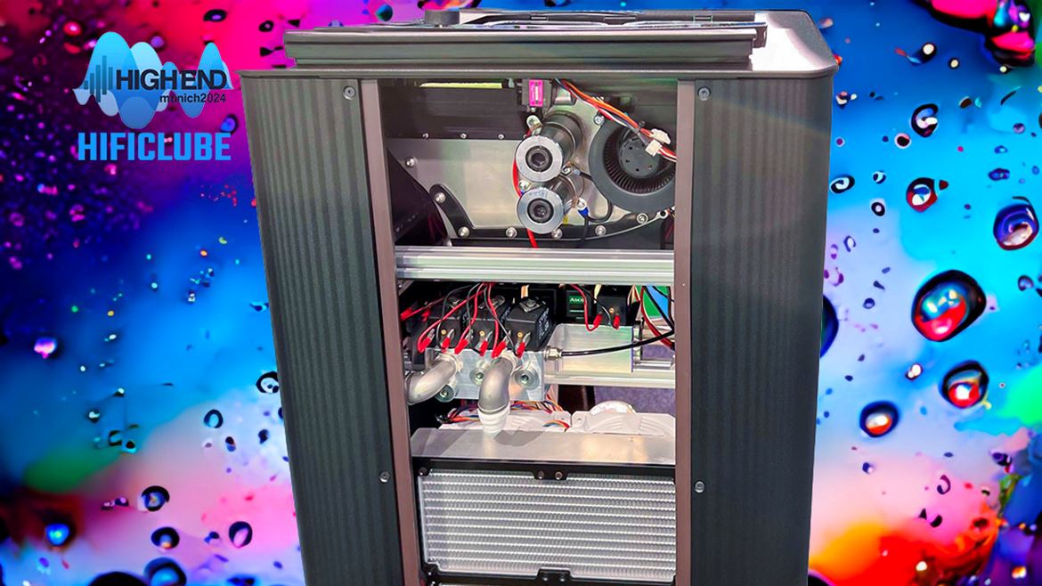 Degritter FonoTeck, a grande apresentação no High End 2024: lava e escova, limpa com ultrasons, enxagua com água filtrada, seca com ar filtrado. Um mecanismo complexo para manter os seus LP como novos.