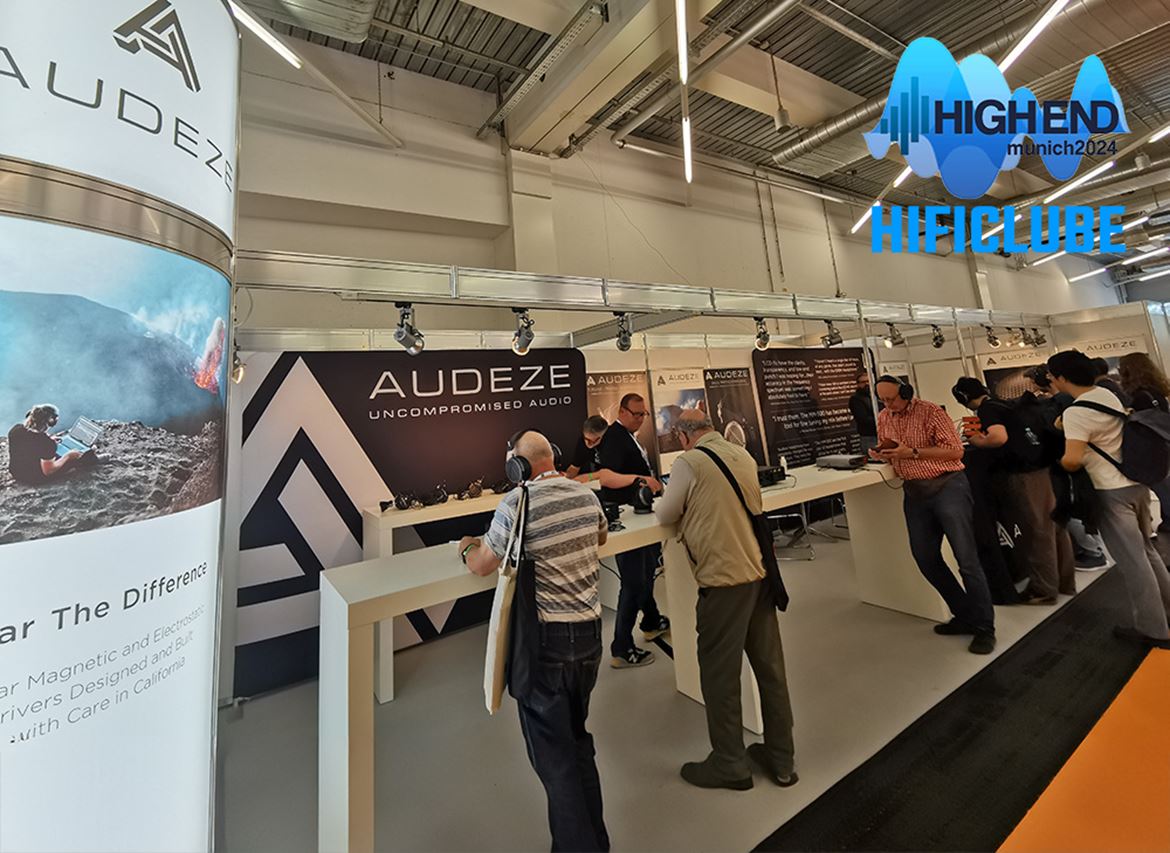 O stand da Audeze no MO.C. esteve sempre muito concorrido, com gente de todas as idades para ouvirem os modelos: LCD-5, LCD-2C, LCD-X CL, LCD-GX e MM500. Mas não havia muitas novidades.
