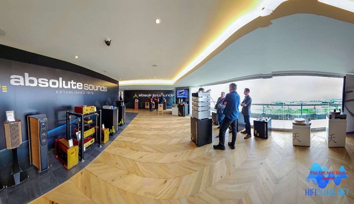 Absolute Sounds main exhibition hall copy.jpg