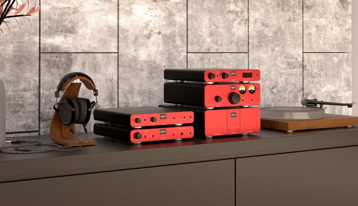 Performer-s900_Red_Living-Room.jpg
