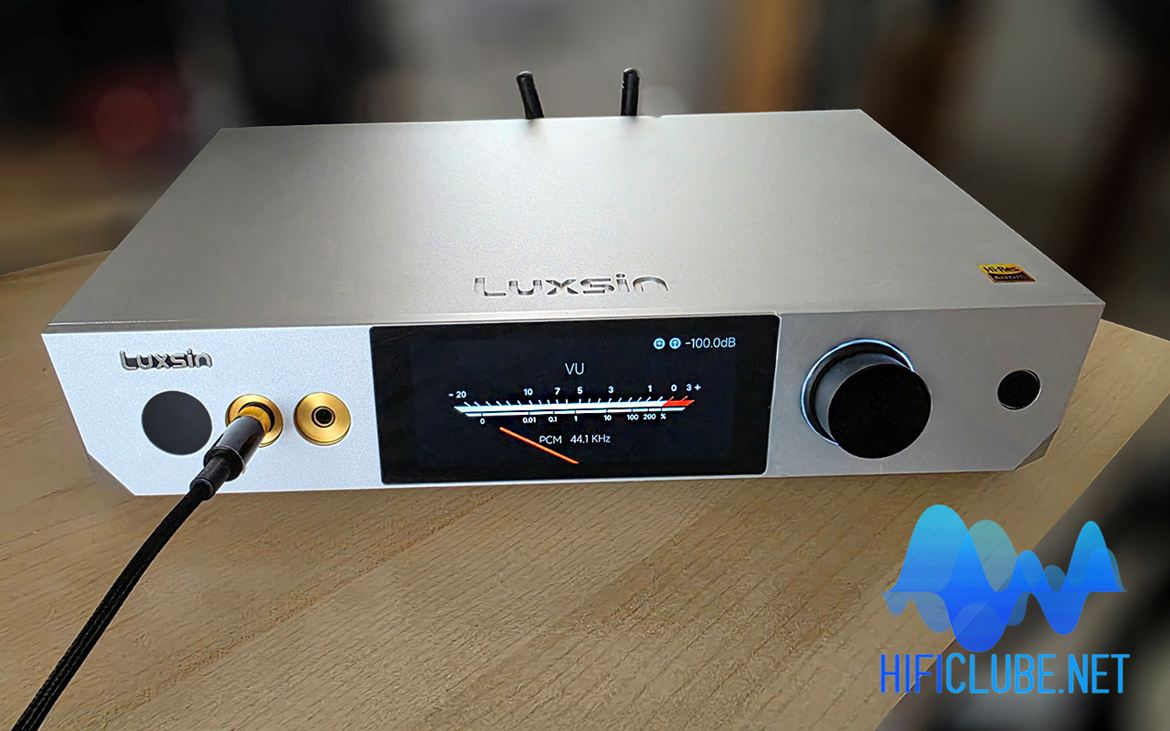 The X9 offers a suite of virtual VU meters in various styles (VU, PPM, etc.) It also o