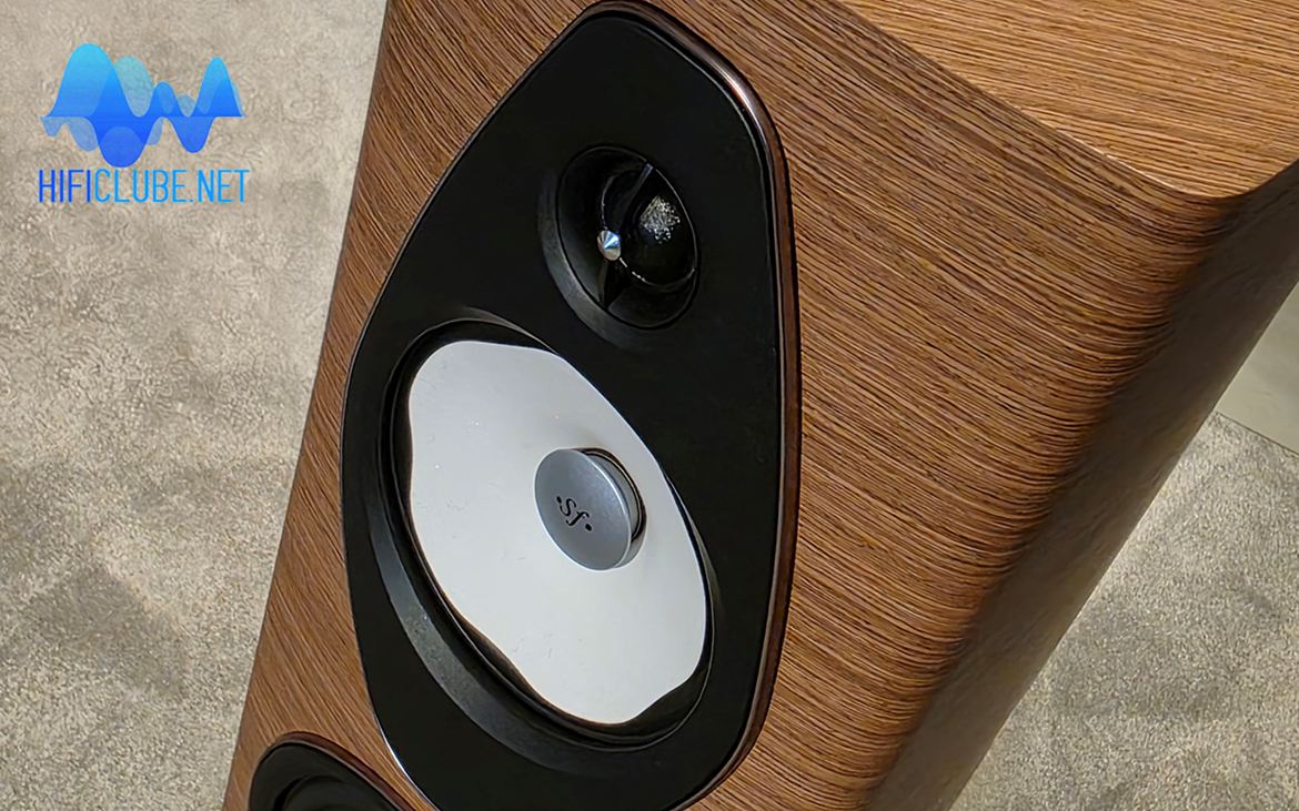 Sonus faber. As novas Sf V G2 com unidade de médios Camellia, herdada das Suprema.
