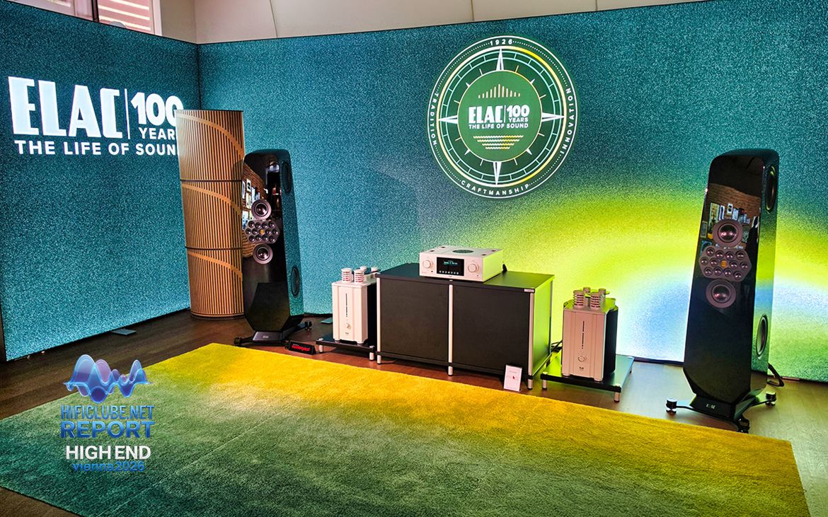 ELAC Concentro 809 — 100.º aniversário. A ELAC comemorou 100 anos. E de que maneira. As novas Concentro 809 Anniversary impunham-se pela presença e pela escala, mas também pela forma como desenhavam um palco sonoro amplo, estável e bem organizado. Uma celebração com substância, não apenas com velas no bolo.