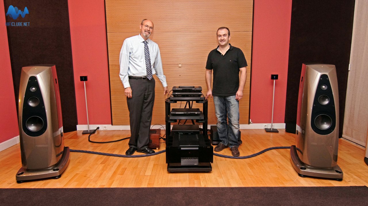 Larry Gullman e Miguel Carvalho no auditório da Ultimate Audio Elite