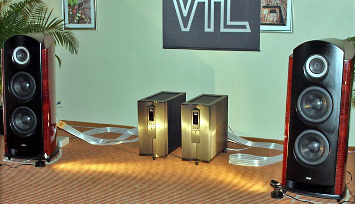 TAD Reference com amplificação VTL (foto cortesia UAE)
