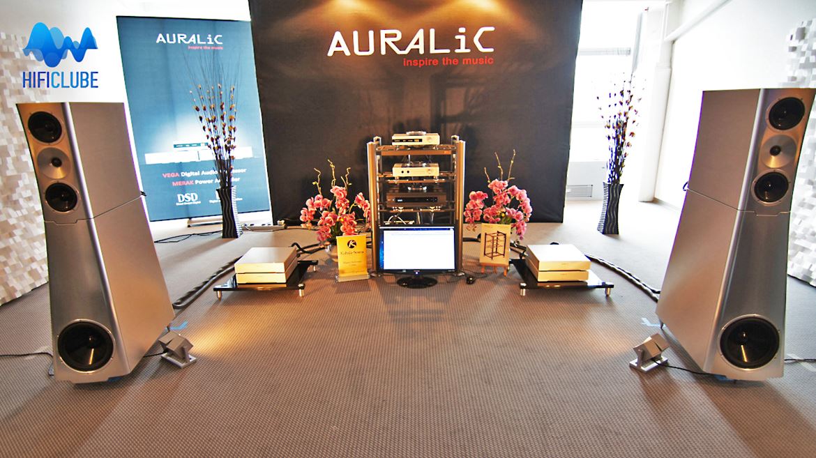 Highend 2013: A coreana Auralic recebeu na sua sala a visita da americana YG Sonja 1.2