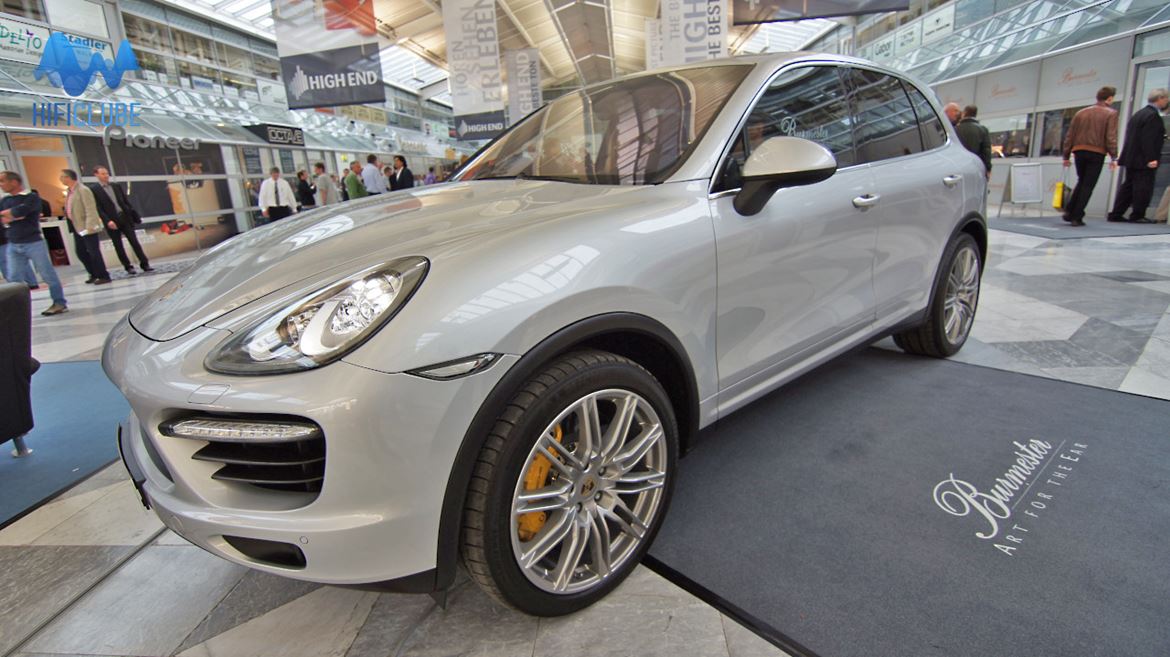 Highend 2013: Sistema de som Burmester montado num Porsche Cayenne