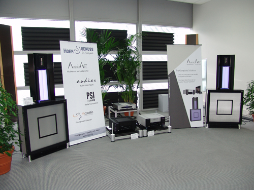 Highend 2010_highlights Em Imagens_parte 1: Audionec, Cessaro, Denon, Emillé, Finite Element, Magico M5, Mbl, Pathos, Western Electric