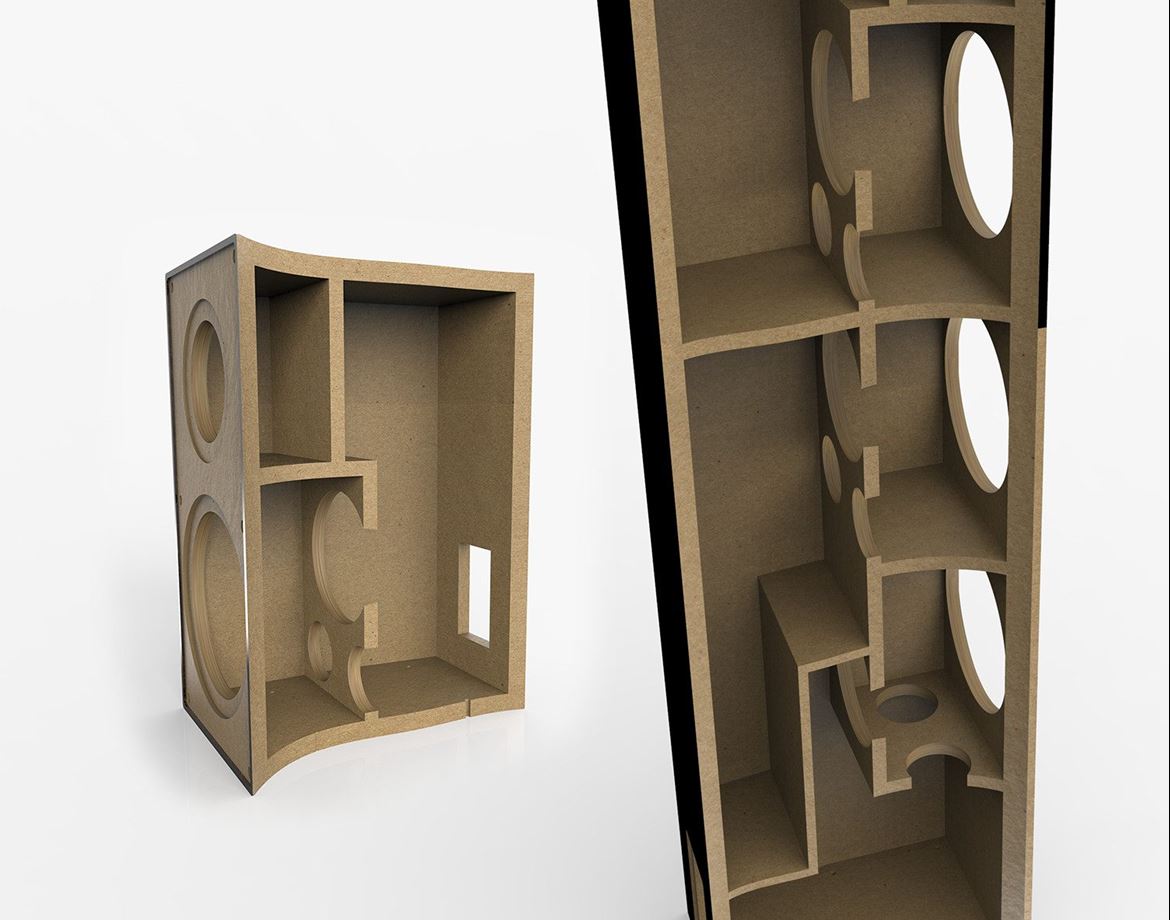 Interior da caixa 'bandpass' com 'coupled cavity bass loading'. À esquerda a monitora AS61; à direita a AF61