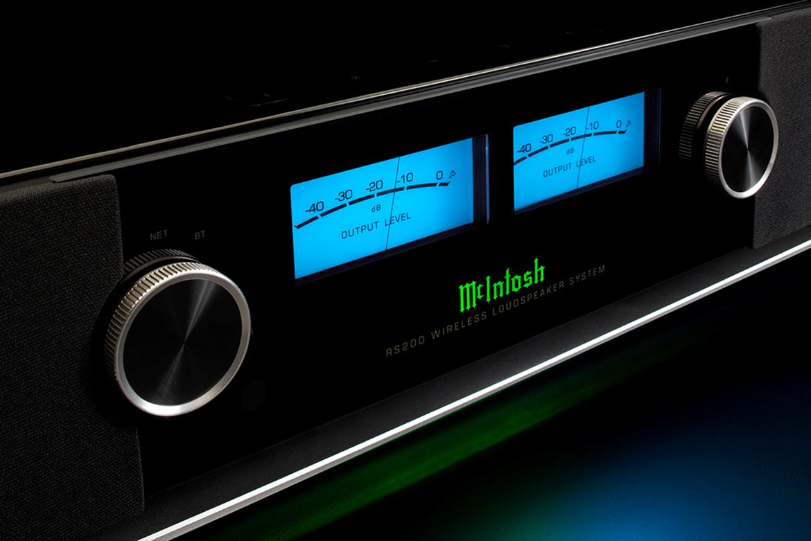 The RS200 features classic McIntosh design elements such as a black glass front panel, illuminated logo, control knobs, and a pair of fast responding blue Watt meters.