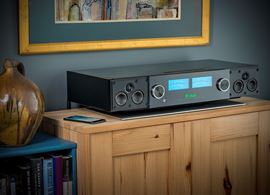 RS200 Lifestyle Music no grilles[27814].jpg