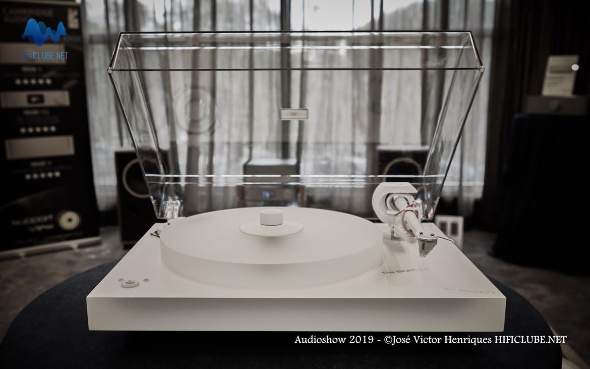 Audioshow 2019 - Pro-Ject - The Beatles White Album.jpg