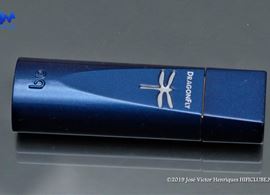 Audioquest Dragonfly Cobalt _pen.jpg