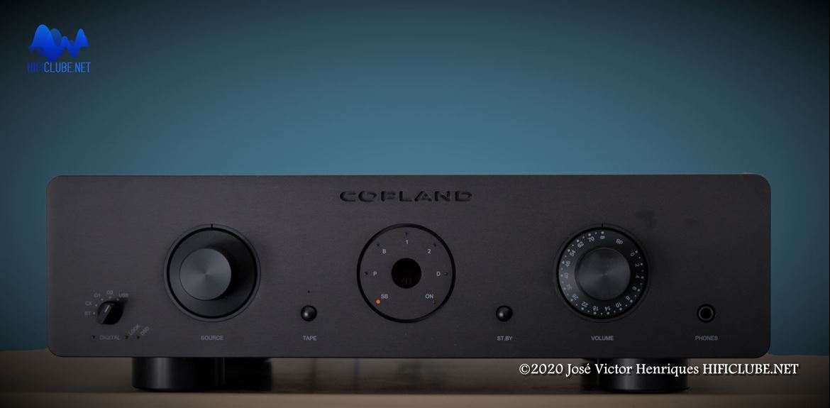 Copland CSA100 - discreto, sólido, funcional, potente, com excelente design e construção