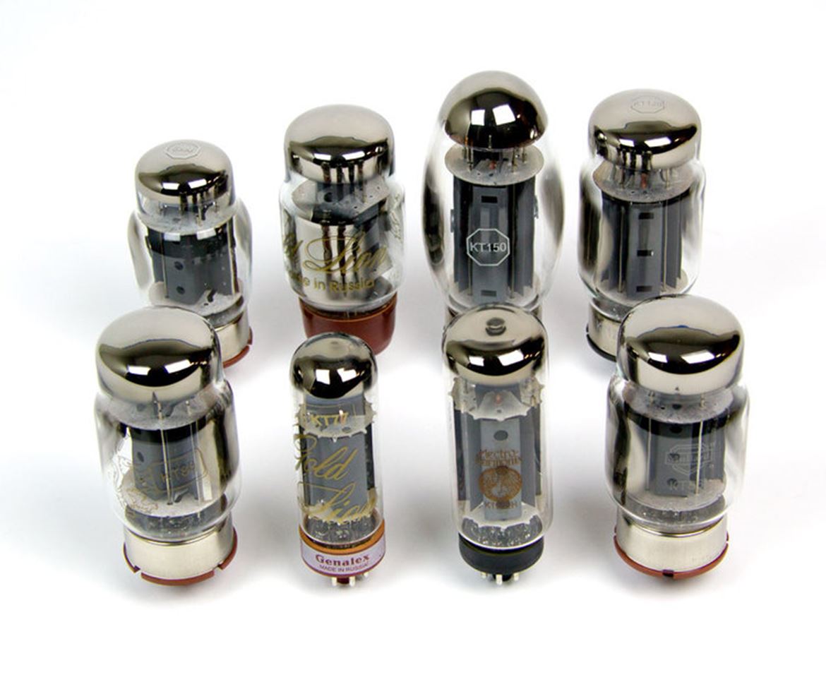O PrimaLuna EVO 400 é compatível com: 6L6G, 6L6GC, 7581A, EL34, EL37, 6550, KT66, KT77, KT88, KT90, KT120 e KT150.