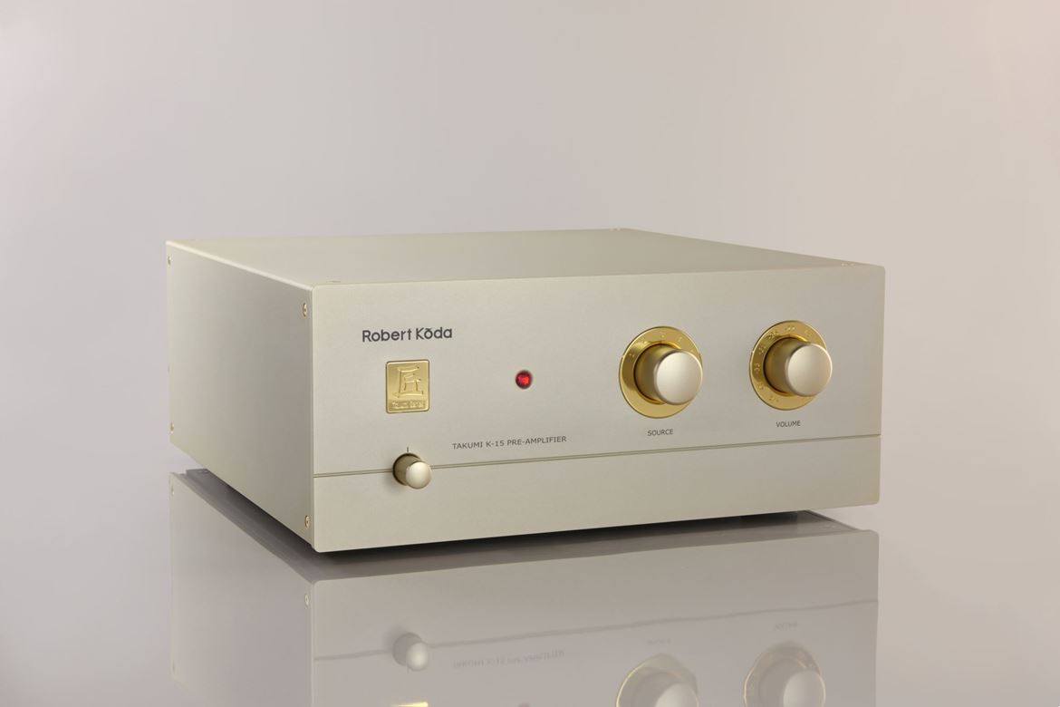 Robert Koda Takumi K-15 preamplifier (transístores)