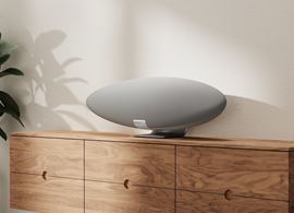 High--Zeppelin Pearl Grey Lifestyle 3-X2.jpg