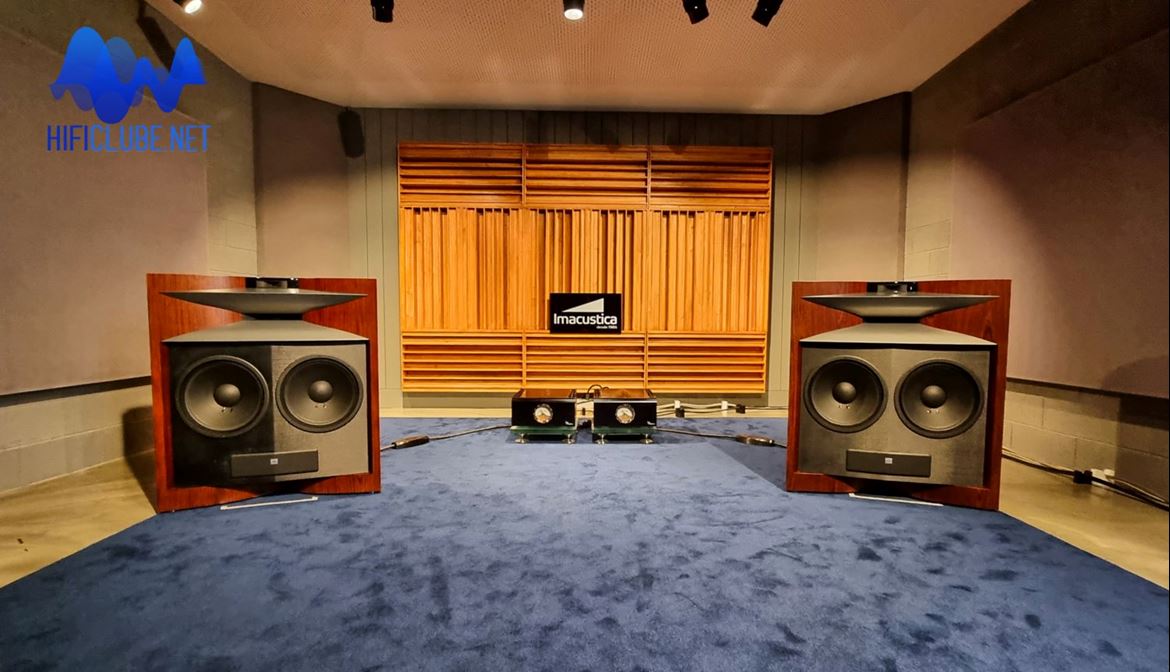 Grande Auditório da Imacustica-Lisboa: as imponentes JBL Everest, com amplificação Dan D'Agostino Progression Preamp/Monoblocks