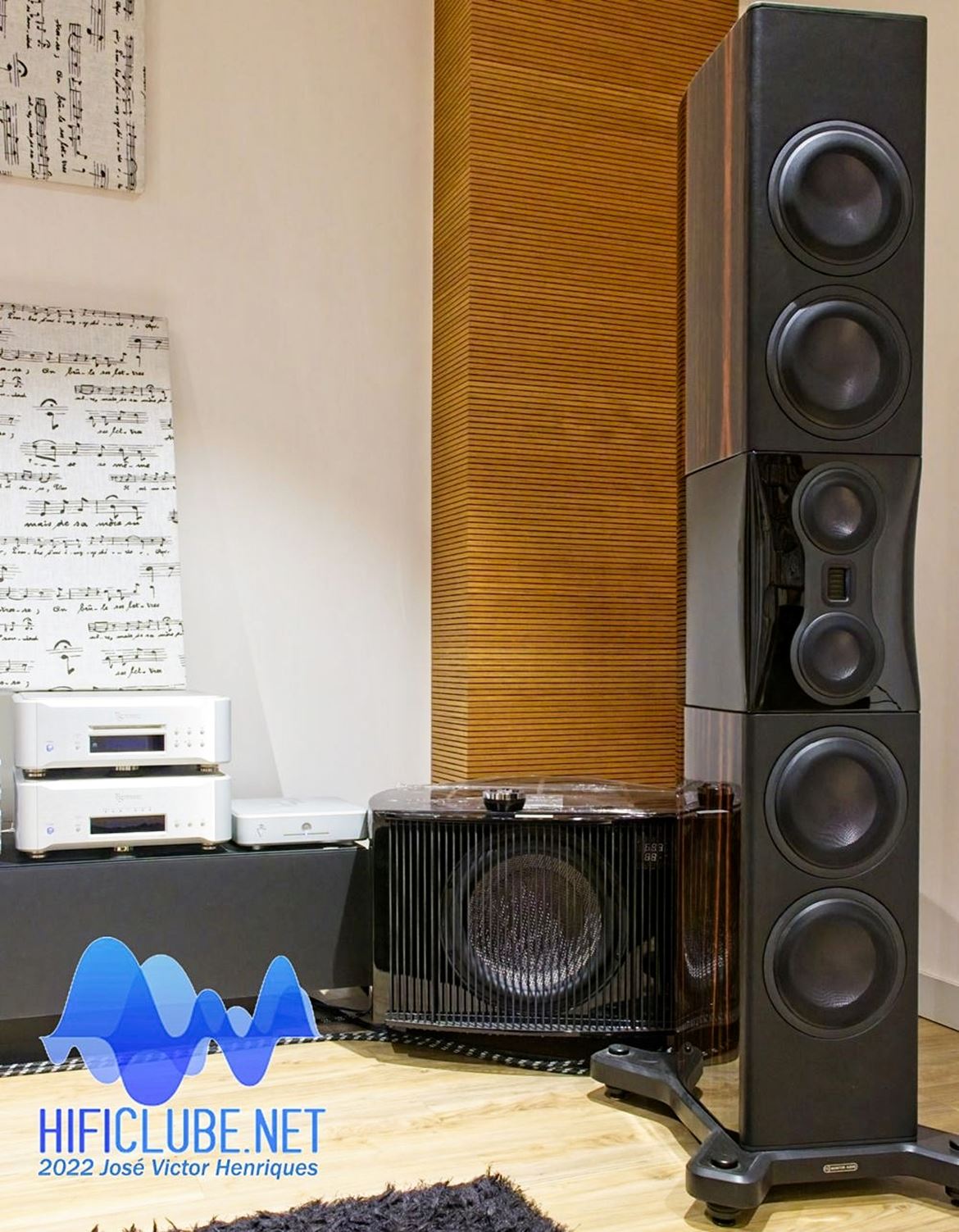 Delaudio-Lisboa - o subwoofer REL No. 25 acolitando as Monitor Audio PL500II