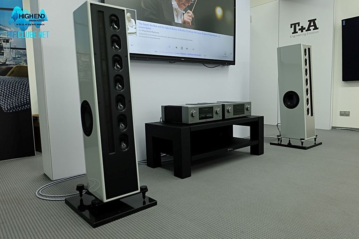 HighEnd 2022_T+A Room with new Solitaire speakers.jpg