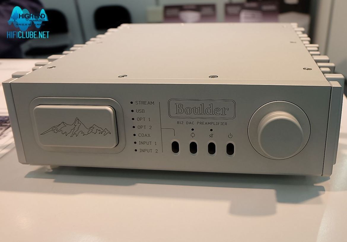 O novo Boulder 812 DAC Preamplifier.jpg