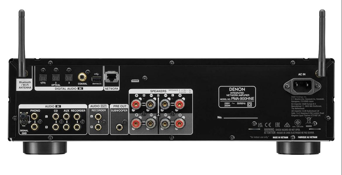 Denon PMA900HNE. Digital: 3 entradas óticas+1 coaxial, USB-A e Network; Analógico: entrada Phono (MM/MC), 3 x RCA de linha, Recorder Out, Pre/SUB Out