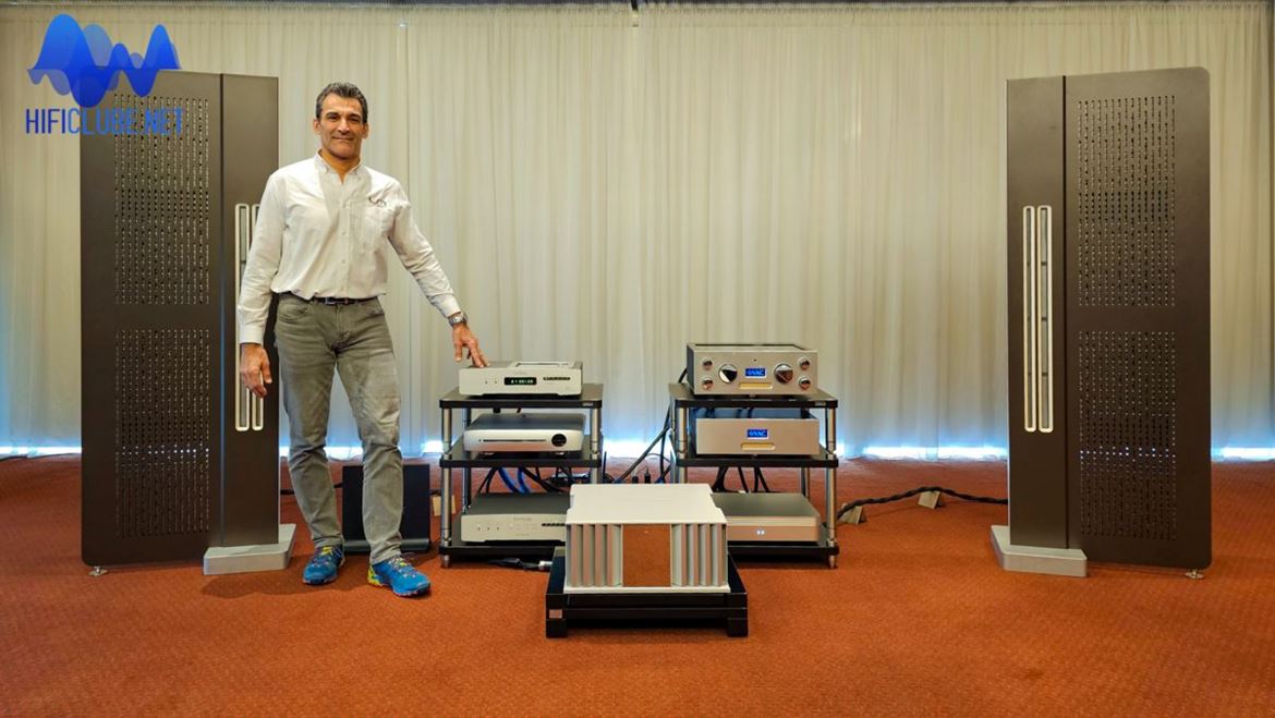 Ultimate Sessions 23_Sala Diptyque_Burmester _ Rui Calado standing.jpg