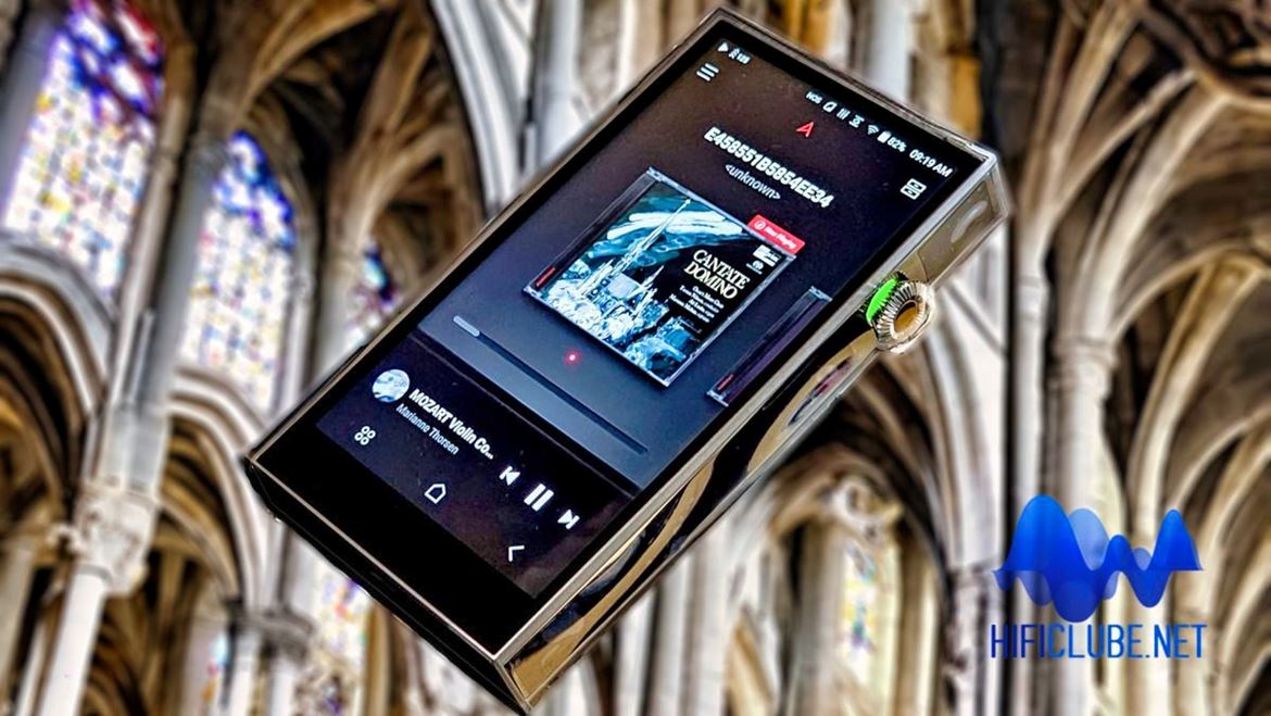 Astell&Kern SE300, listen to high quality sound anywhere.