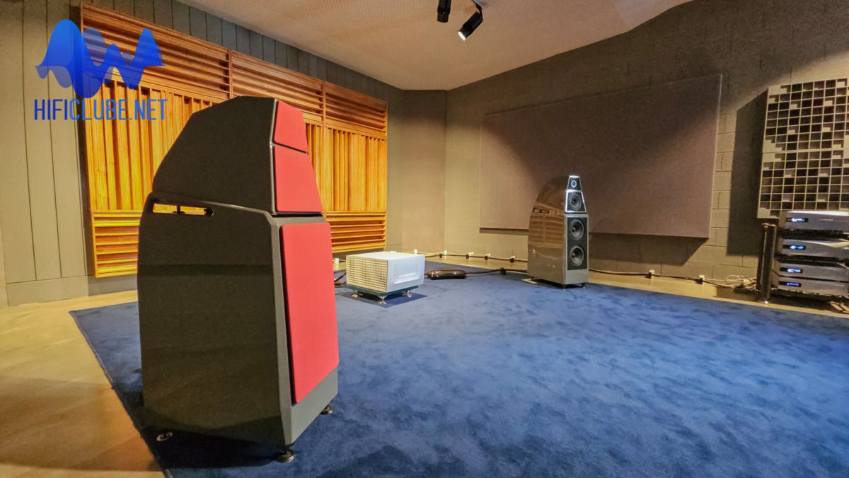 Imacustica-Sasha V_side close up.jpg