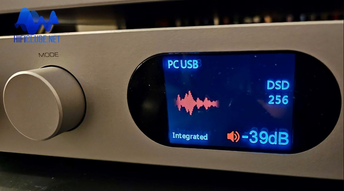 The Audiolab 7000A is compatible with DSD256.