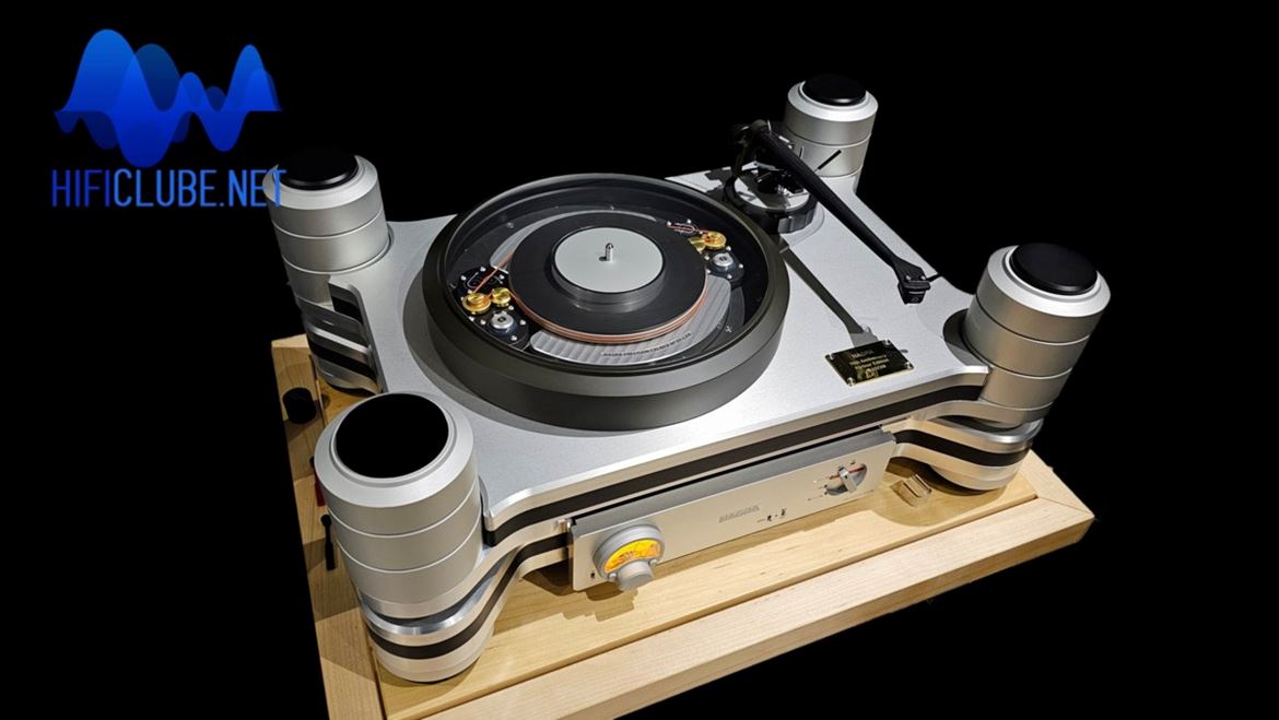 Nagra 70th anniversaryTurntable.jpg