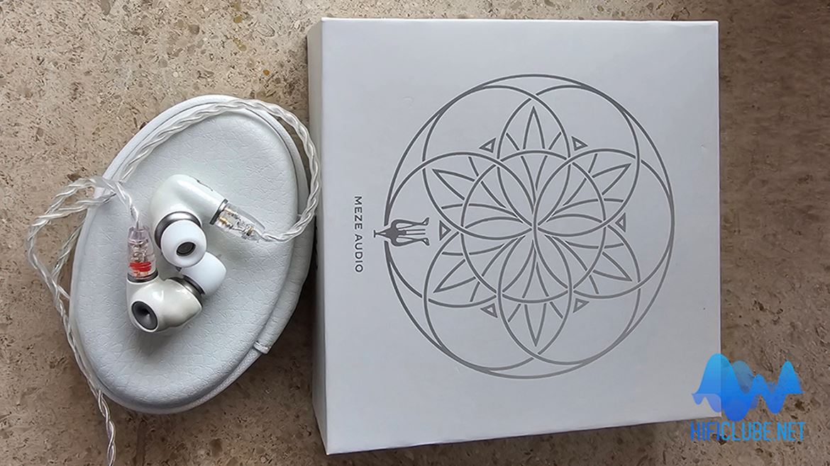 A Meze Audio parece ter adaptado a expressão bíblica ‘Fiat lux’ para ‘Fiat sonus’ com os auriculares com-fios Meze ALBA.