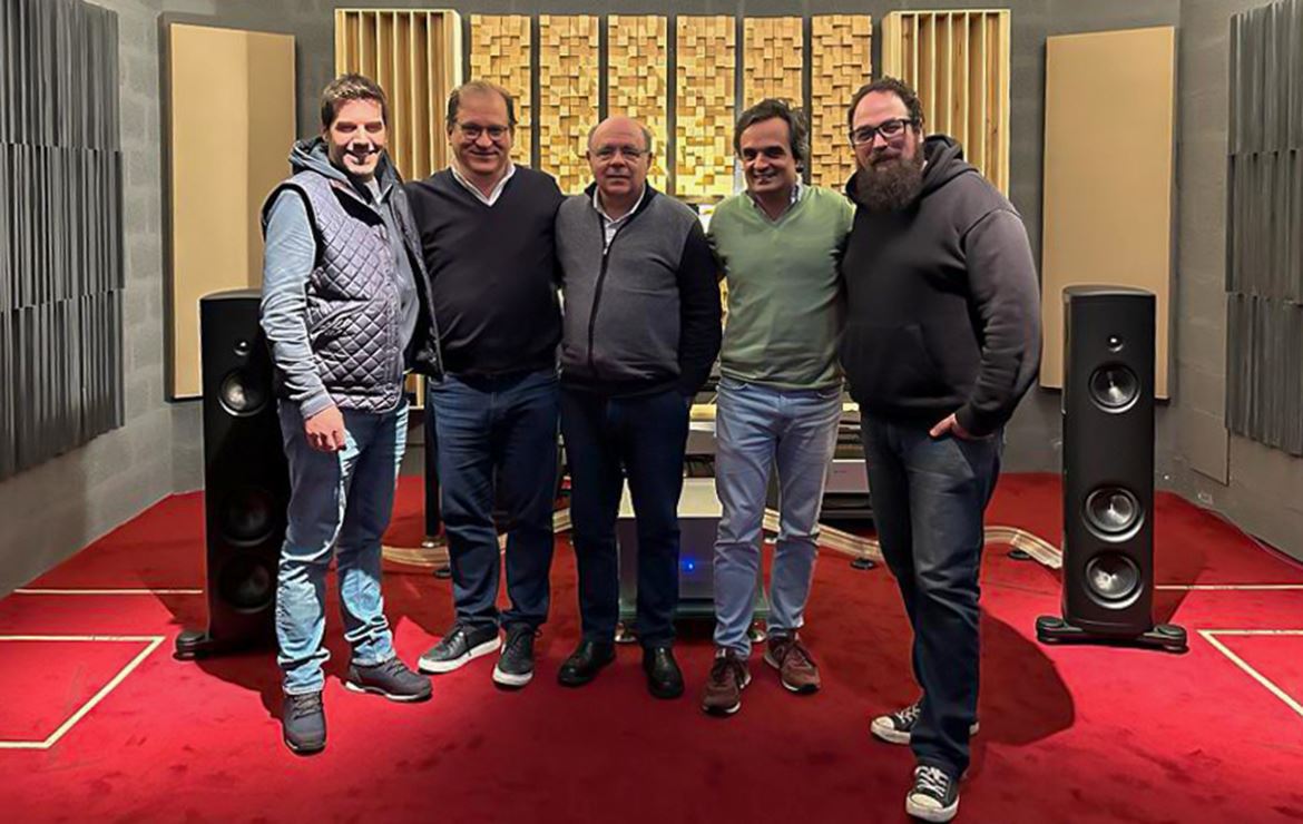 IMACUSTICA - PORTO: Left to right: Ricardo Polónia, Manuel Dias, JVH, Pedro Henriques e Miguel Azevedo (Photo courtesy of Carolina Teixeira)