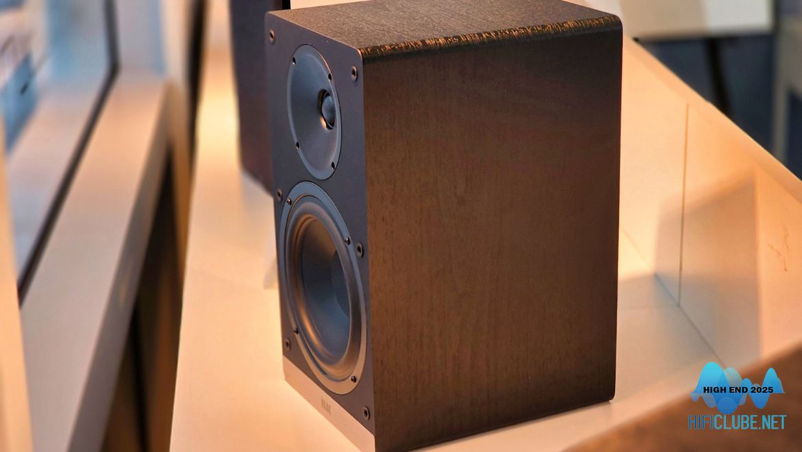 ELAC Debut 3.0 ativas